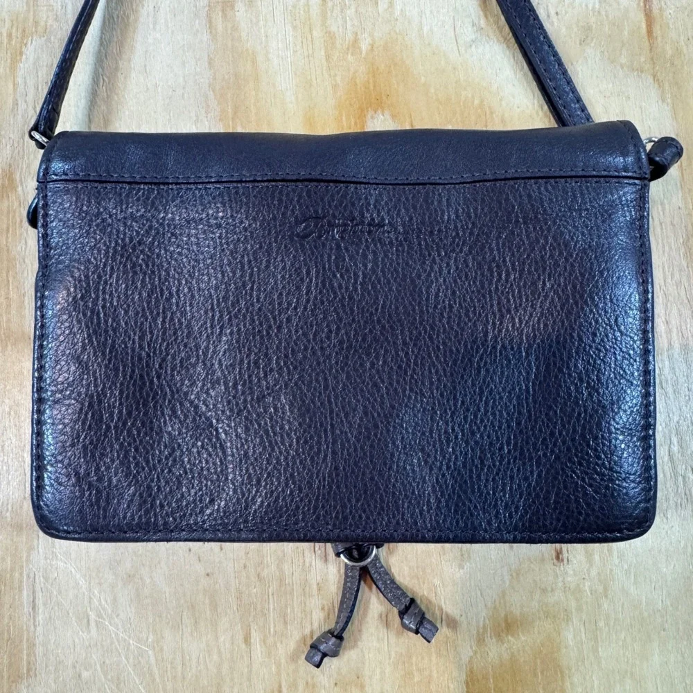Brighton pebbled leather